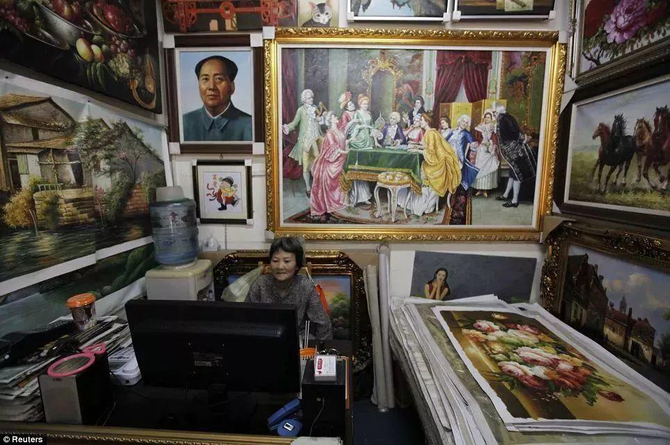 8000个农民工“集体造假名画”28年，画价从百元涨到万元，这样的山寨我不忍心骂！