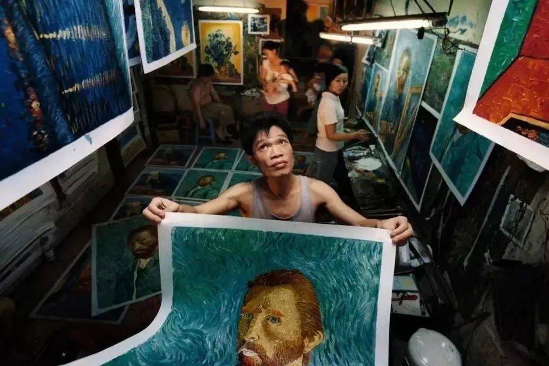 8000个农民工“集体造假名画”28年，画价从百元涨到万元，这样的山寨我不忍心骂！