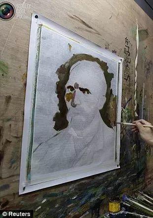 8000个农民工“集体造假名画”28年，画价从百元涨到万元，这样的山寨我不忍心骂！